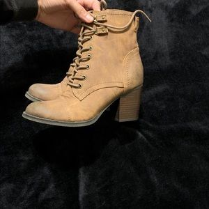 Steve madden woman’s boots